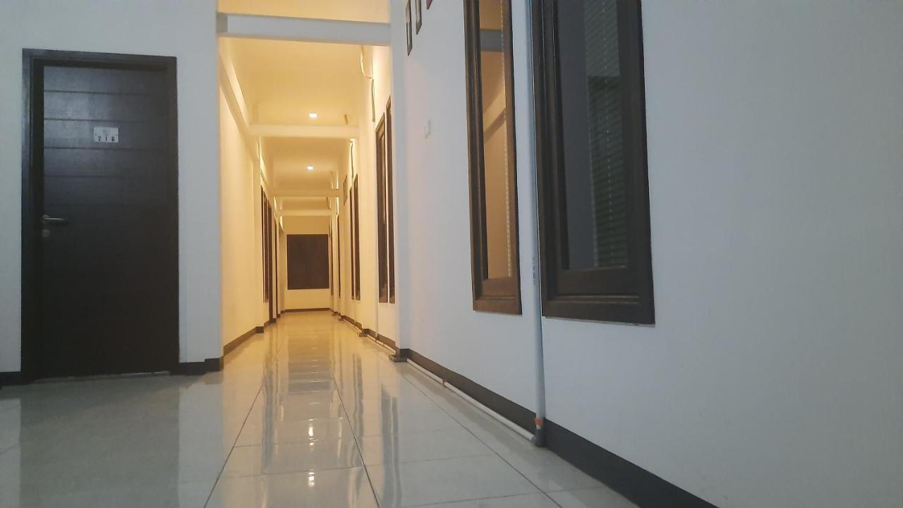 Cozy Stay Kupang Kupang  Eksteriør billede