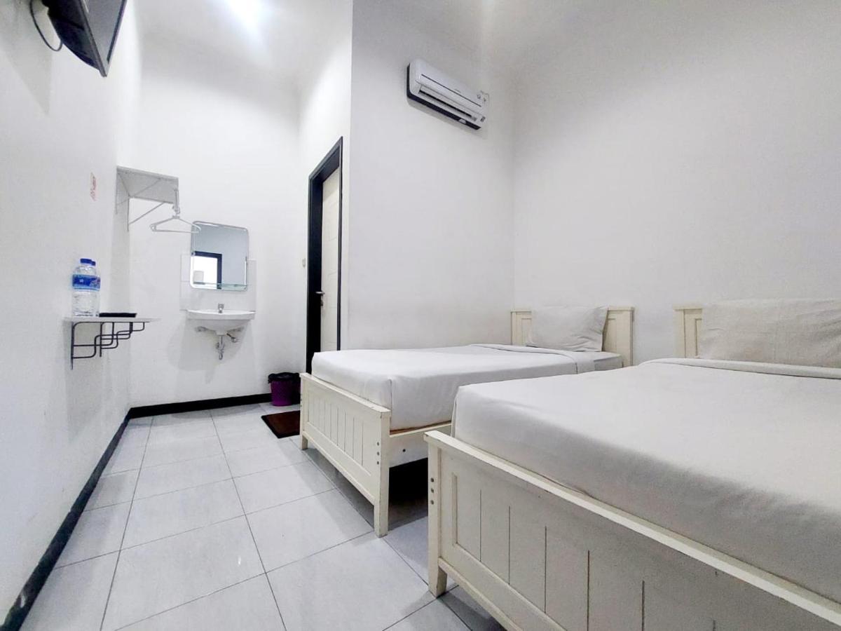 Cozy Stay Kupang Kupang  Eksteriør billede