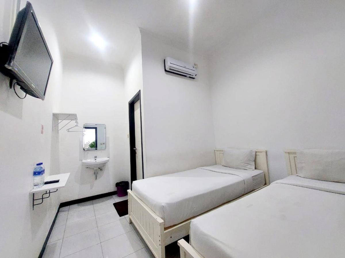 Cozy Stay Kupang Kupang  Eksteriør billede