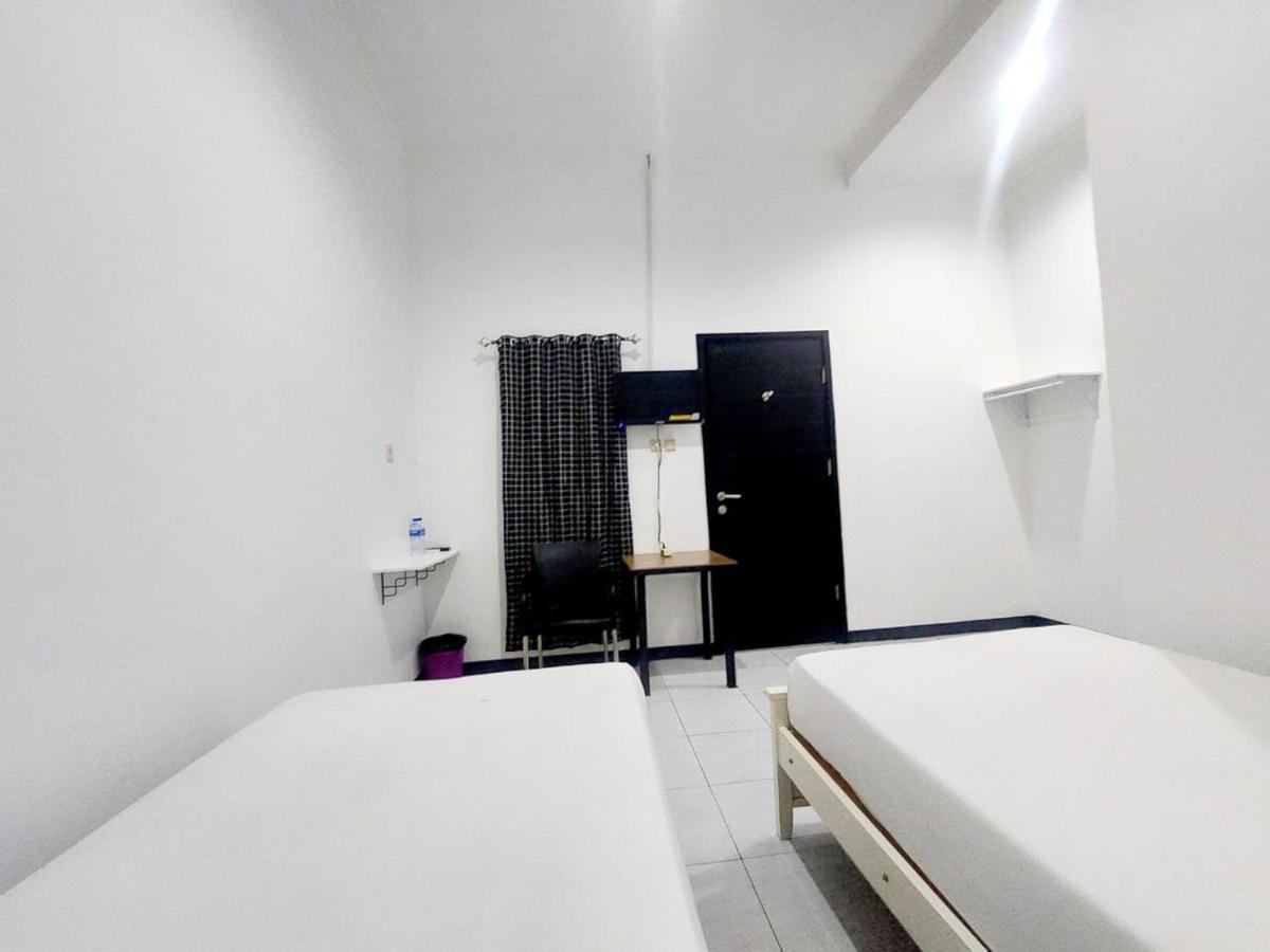 Cozy Stay Kupang Kupang  Eksteriør billede
