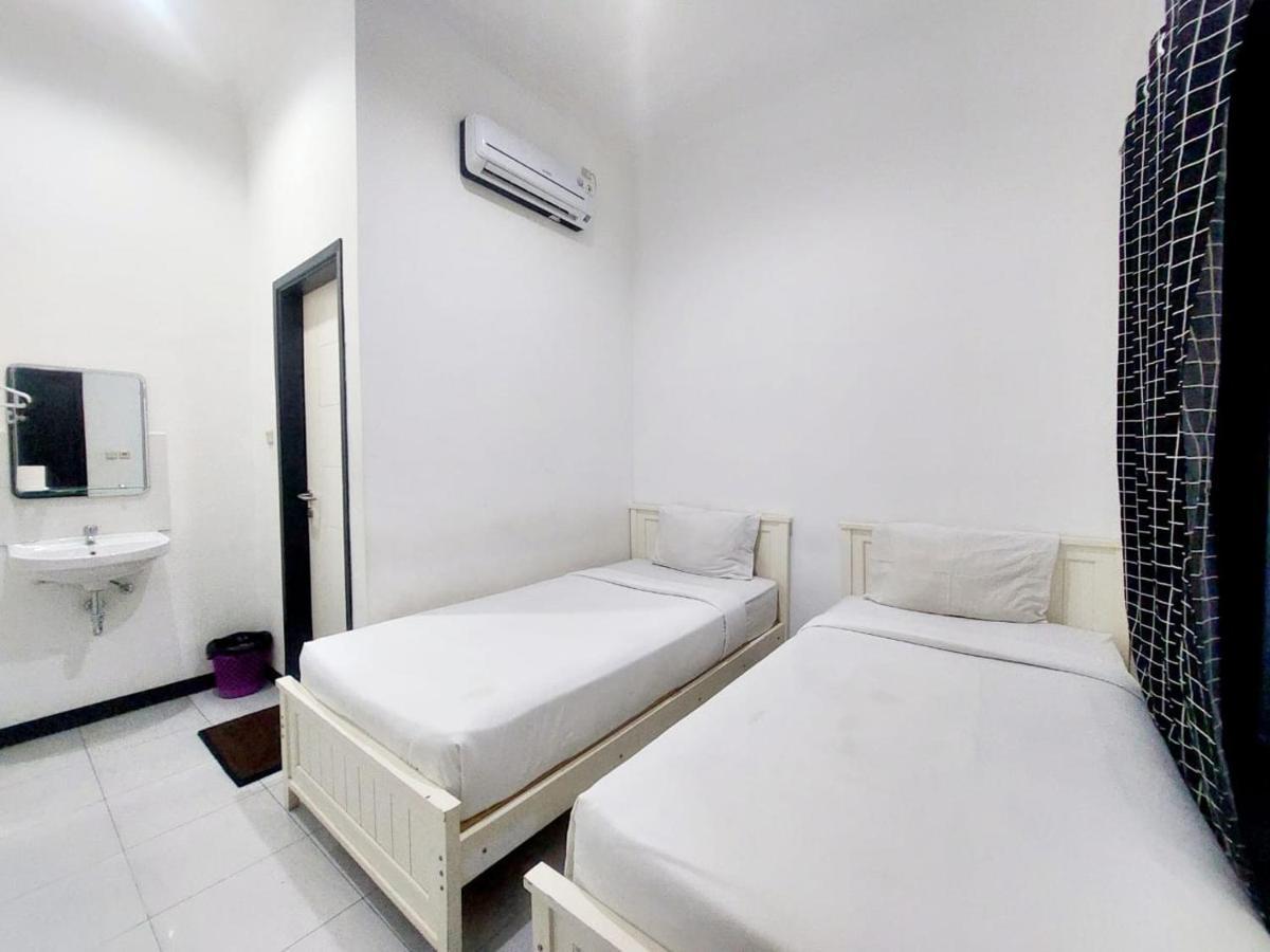 Cozy Stay Kupang Kupang  Eksteriør billede
